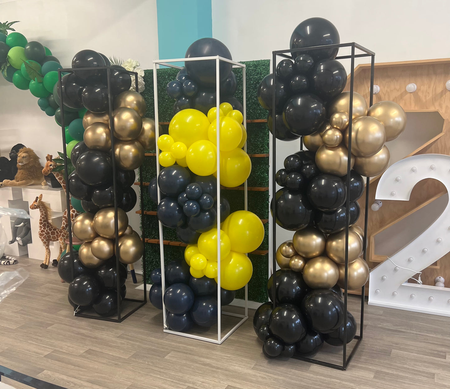 Balloon Pillars